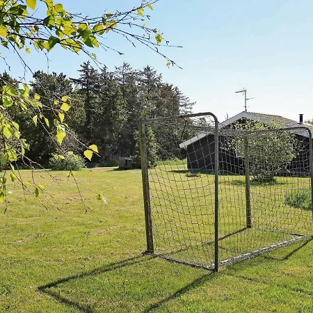 Three-bedroom Holiday In 4 Ferienhaus